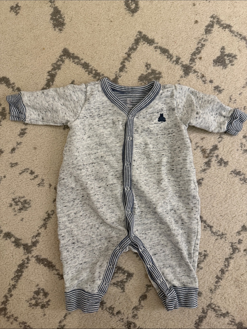 Gap 0-3 thick winter onesie